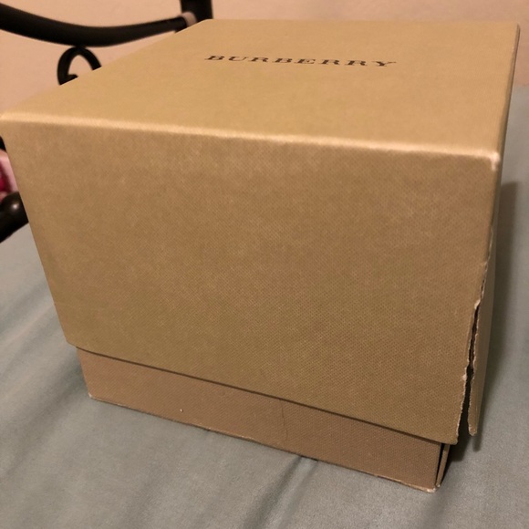 Burberry watch - FIXED PRICE - Picture 8 of 8